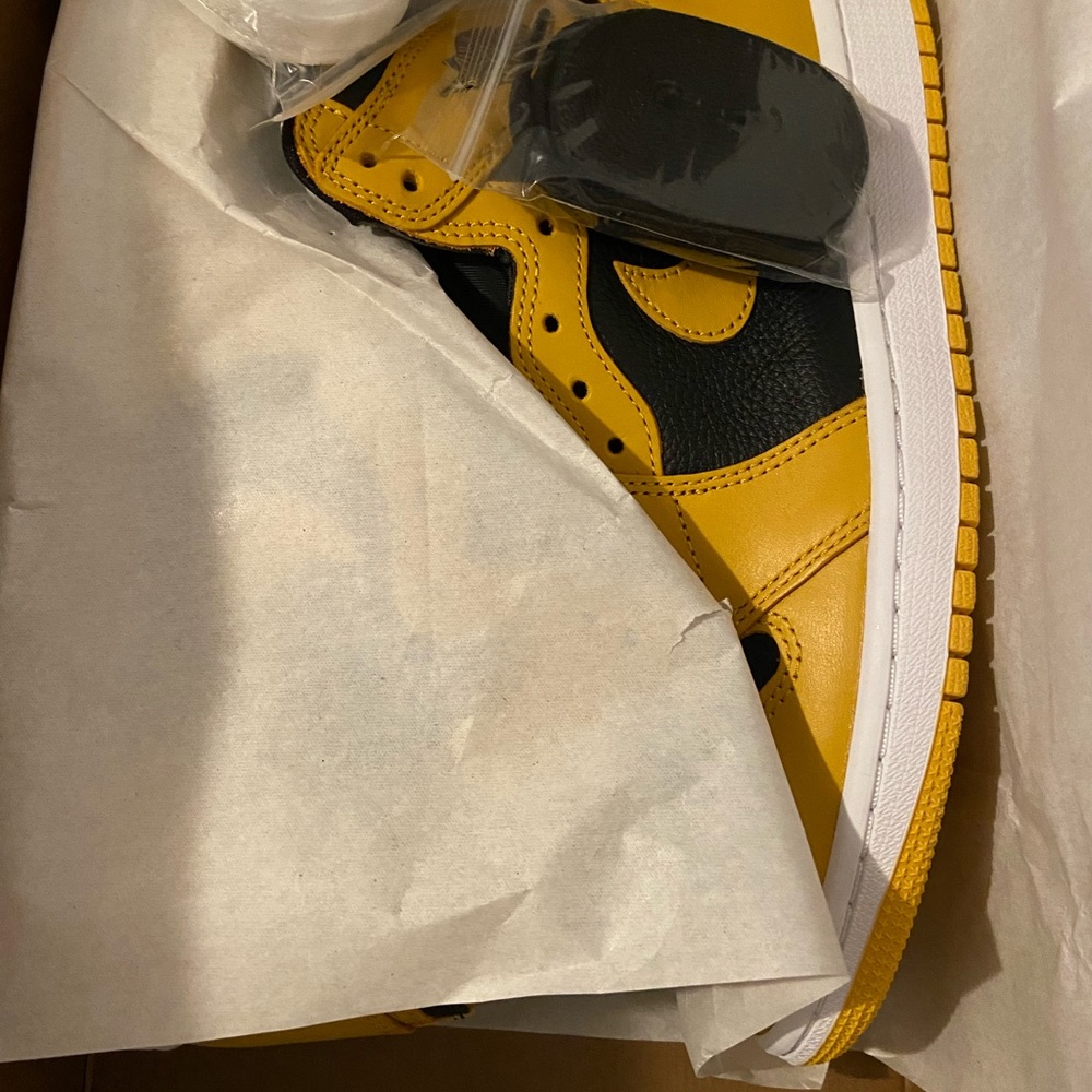 Air Jordan Retro High OG - Picture 6 of 8